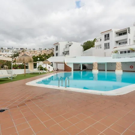 Terrace With Ocean View * 아데제