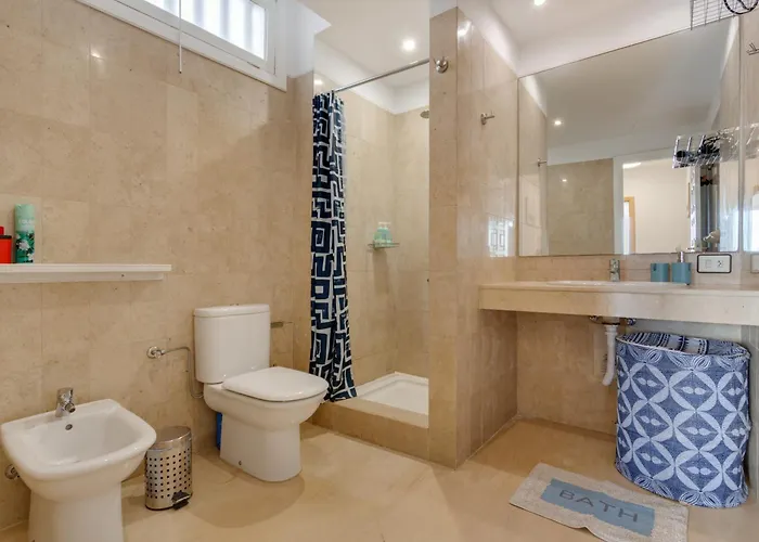 דירה Terrace With Ocean View